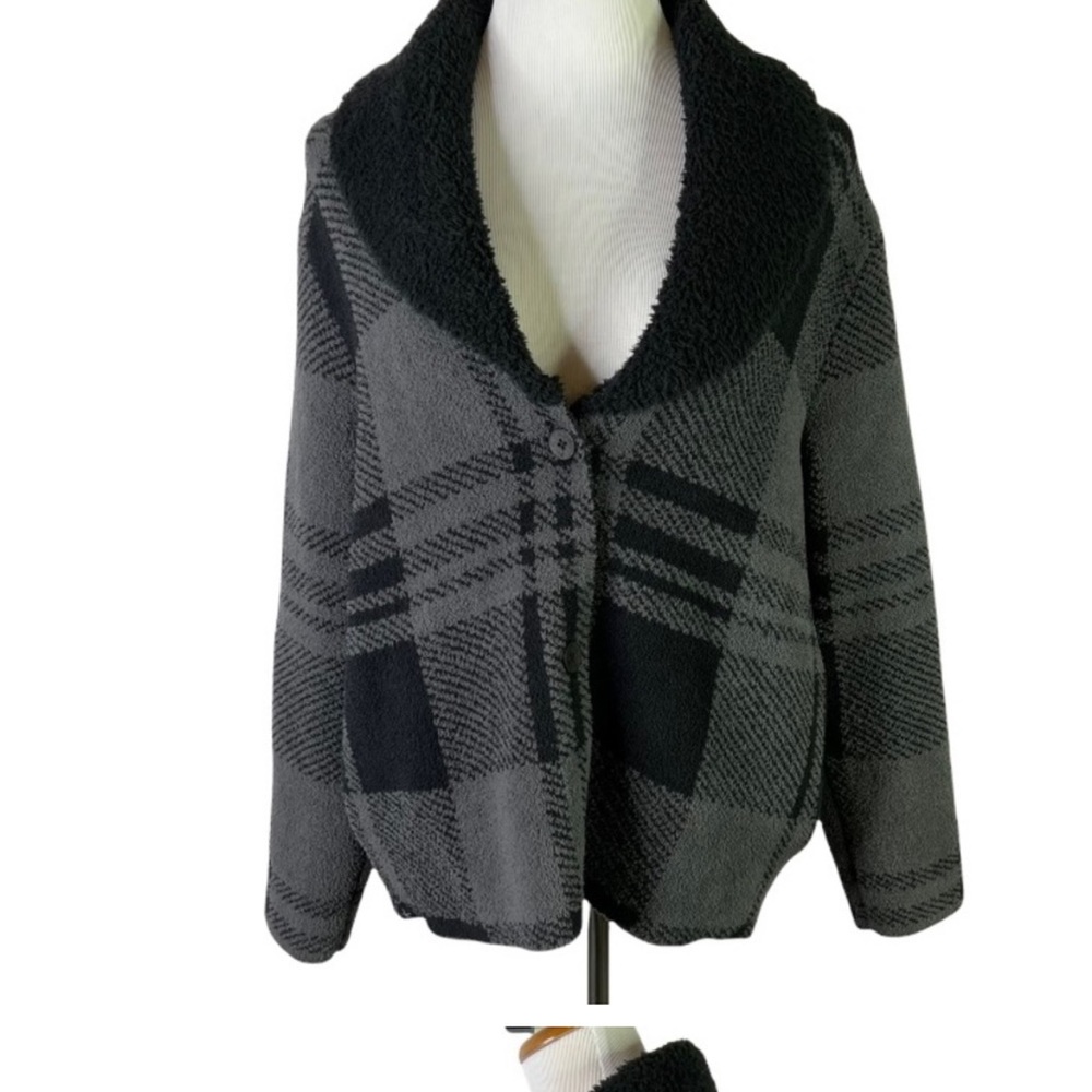 Barefoot dreams jacket